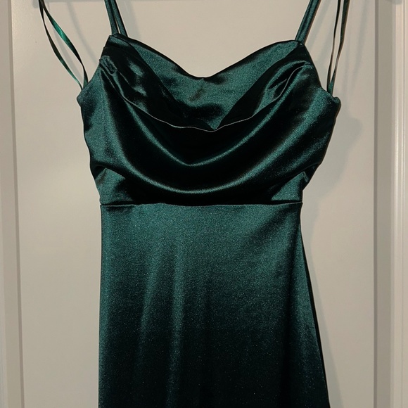 Windsor Dresses & Skirts - Emerald Green Windsor Dress